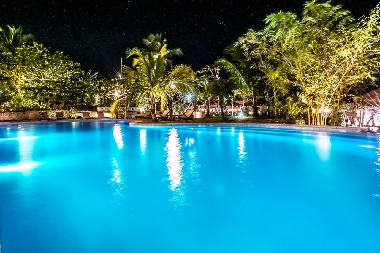 Island View Beachfront Resort Anda  Esterno foto